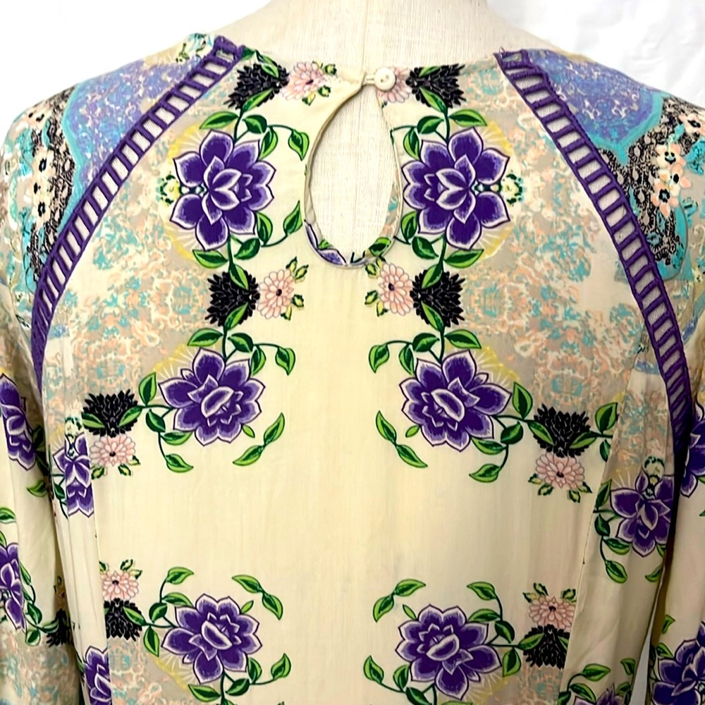 Beach Printed Dress - Picture 4 of 8